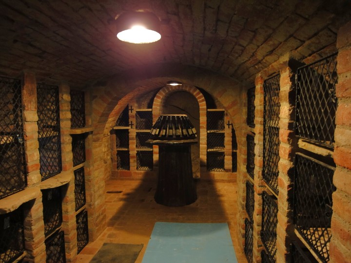 img00042.jpg