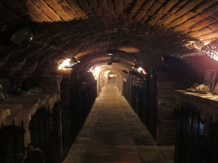 img00044.jpg